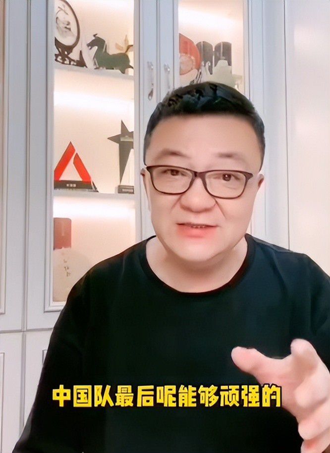 而这次，她将举办演唱会并第一次露出庐山真面目